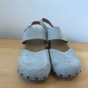 Dansko Thea Gray